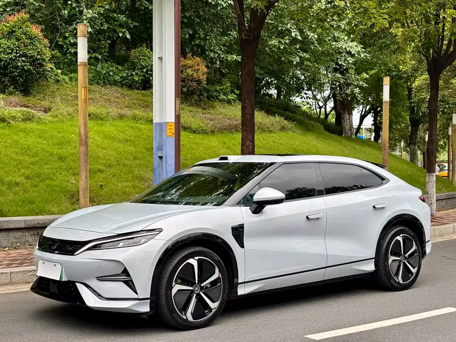 BYD Song L EV