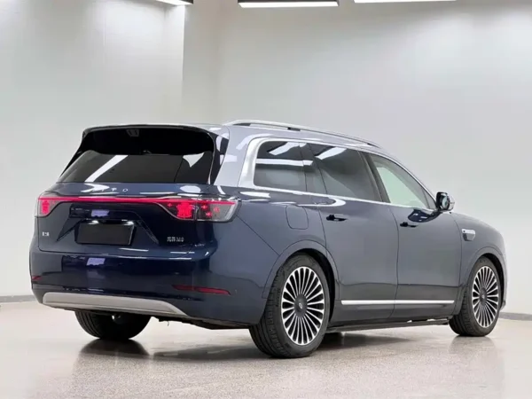 900x675 0 Q87 C42 Autohomecar Chxpvmplfr6aa2anaagiga9pnlc057.jpg