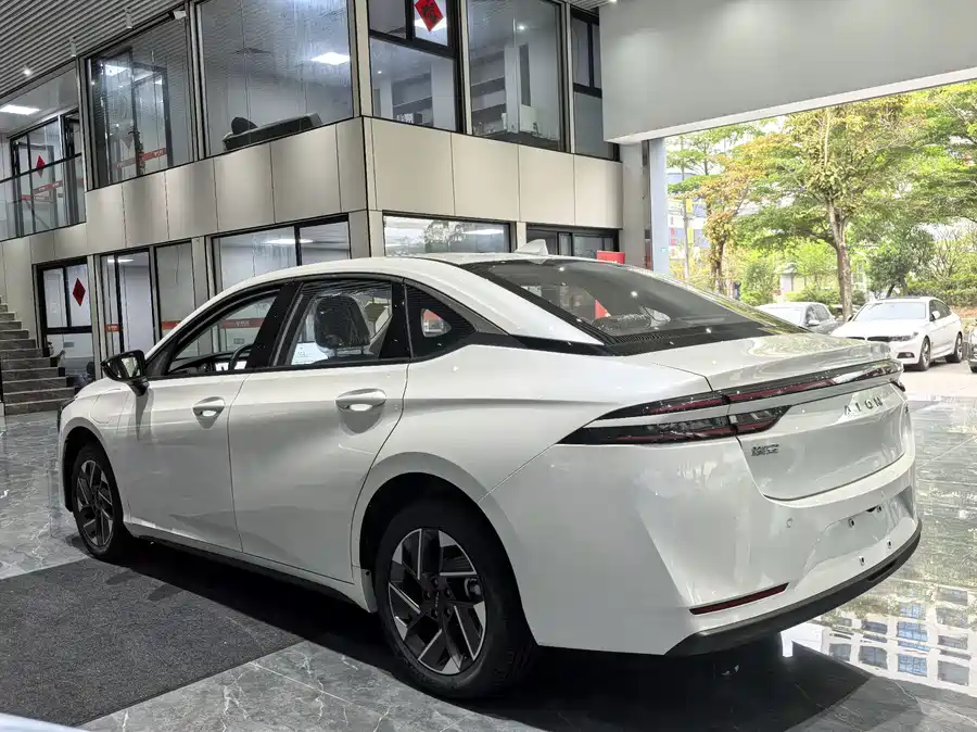 900x675 0 Q87 C42 Autohomecar Chxpvwpe0kyagadeaagaolv432q653.jpg