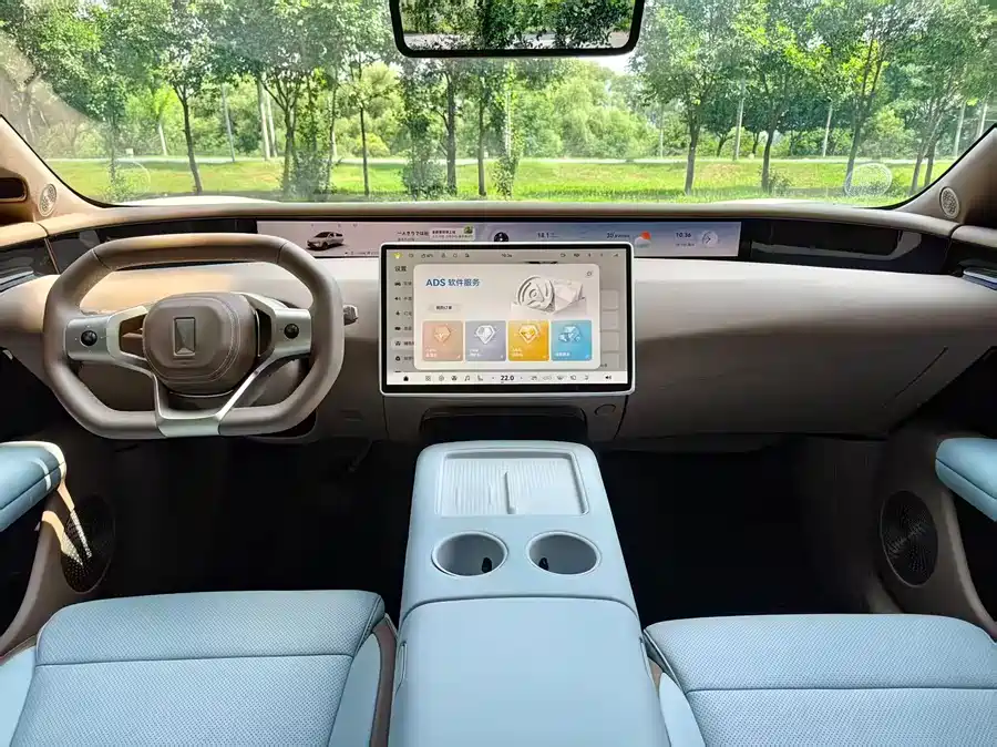 900x675 0 Q87 C42 Autohomecar Chxpvmppxxaaffmoaawr1sdixoq840.jpg
