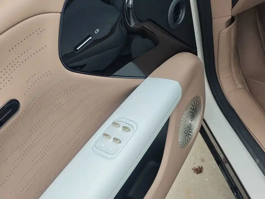 900x675 0 Q87 C42 Autohomecar Chxpvmppxxialgogaapvpkvsdug772.jpg